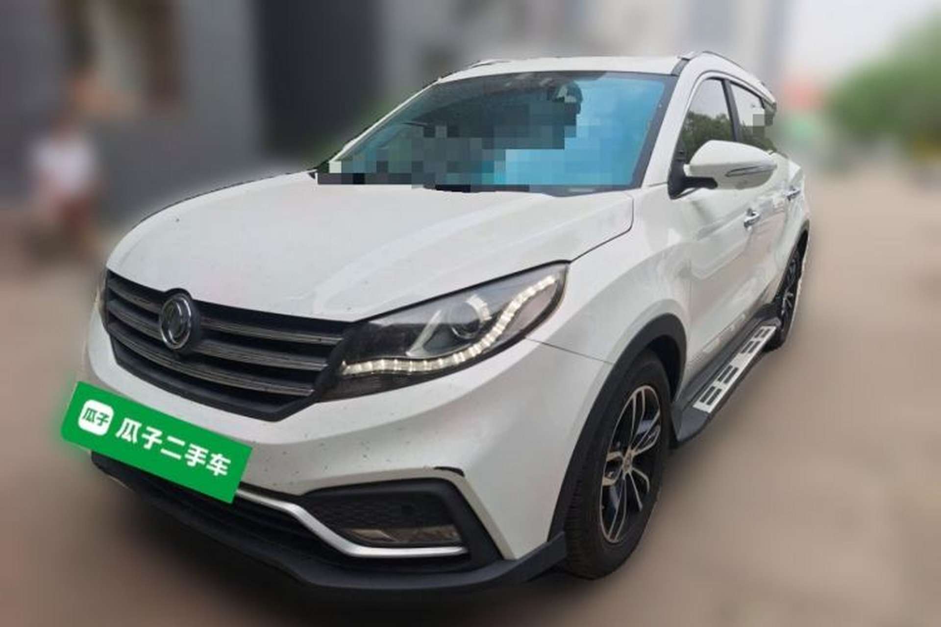 Used Dongfeng Fengon 580 2017 1.5T CVT Smart Style Model Front Left 45 Deg