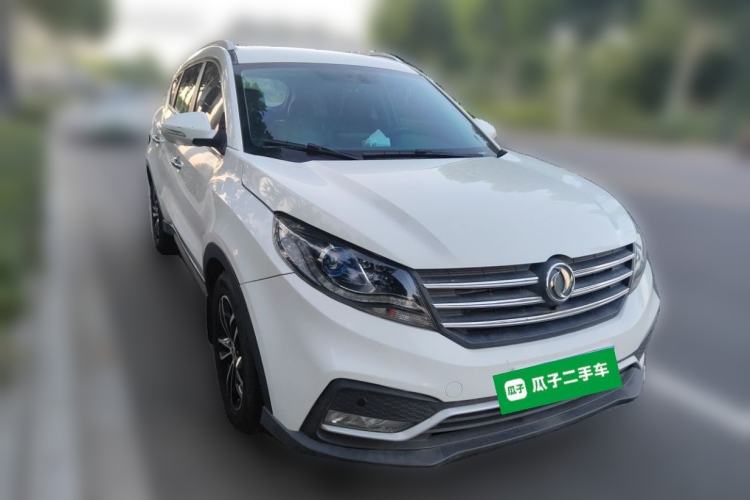 Used Dongfeng Fengon 580 2017 1.5T CVT Smart Style Model Front Right 45 Deg