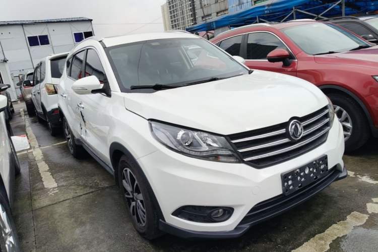 Used Dongfeng Fengon 580 2017 1.5T CVT Luxury Model Front Right 45 Deg