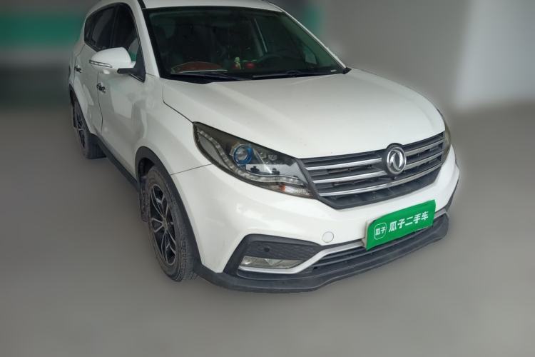 Used Dongfeng Fengon 580 2017 1.5T CVT Smart Style Model Front Right 45 Deg