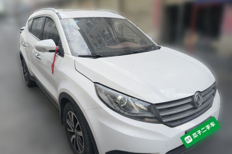 Used Dongfeng Fengon 580 2017 1.5T Manual Luxury Model Front Right 45 Deg
