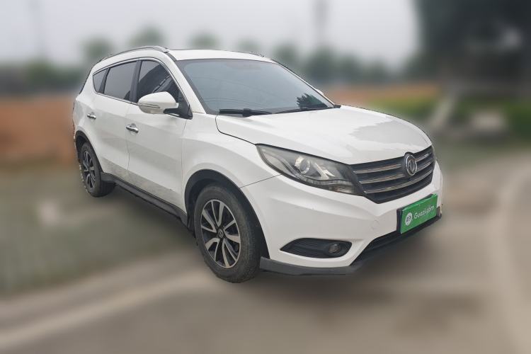 Used Dongfeng Fengon 580 2017 1.5T Manual Luxury Model Front Right 45 Deg