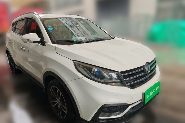 Used Dongfeng Fengon 580 2017 1.5T CVT Smart Style Model Front Right 45 Deg