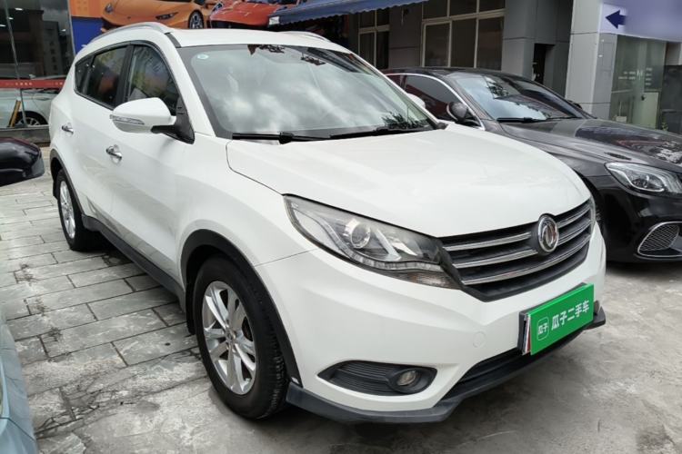 Used Dongfeng Fengon 580 2017 1.5T CVT Comfort Model Front Right 45 Deg