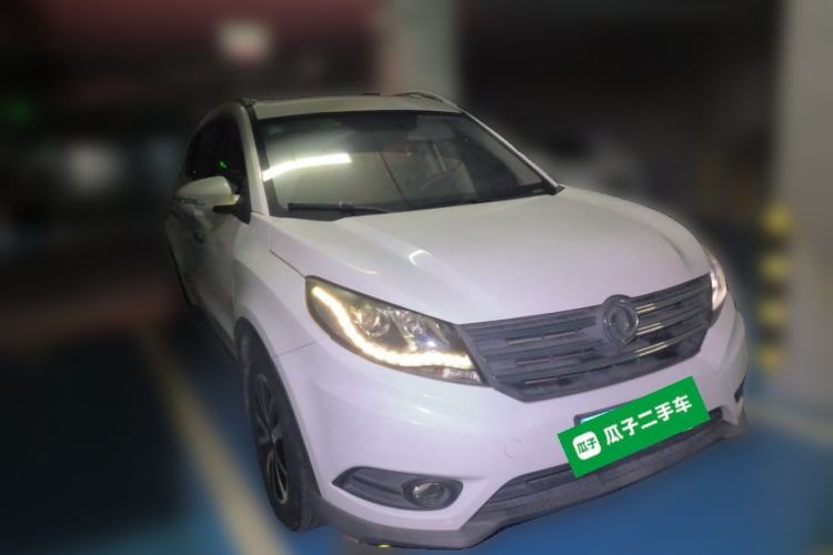 Used Dongfeng Fengon 580 2017 1.5T Manual Luxury Model Front Right 45 Deg