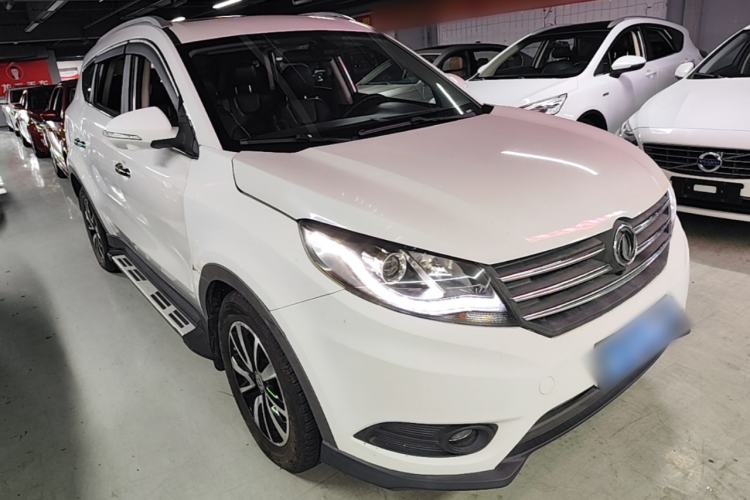 Used Dongfeng Fengon 580 2017 1.5T Manual Luxury Model Front Right 45 Deg
