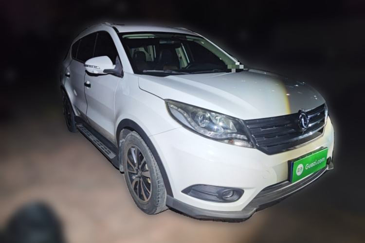 Used Dongfeng Fengon 580 2017 1.5T Manual Luxury Model Front Right 45 Deg