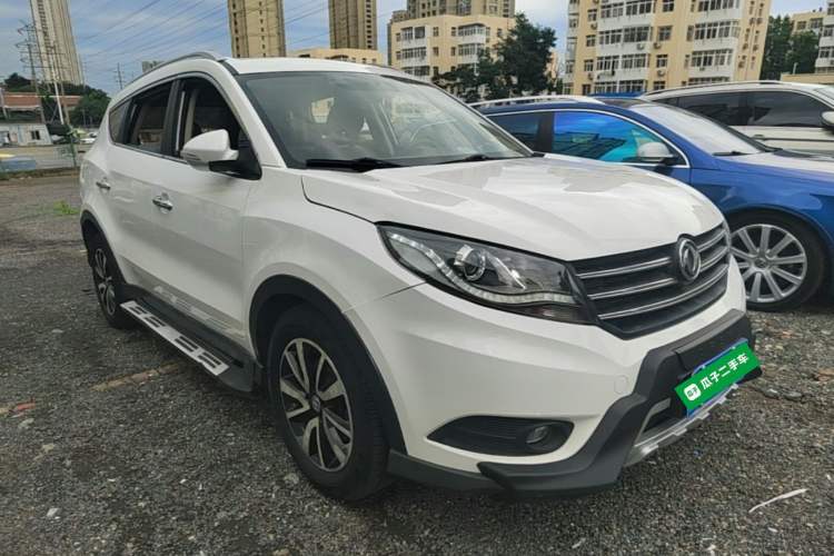 Used Dongfeng Fengon 580 2017 1.5T CVT Luxury Model Front Right 45 Deg