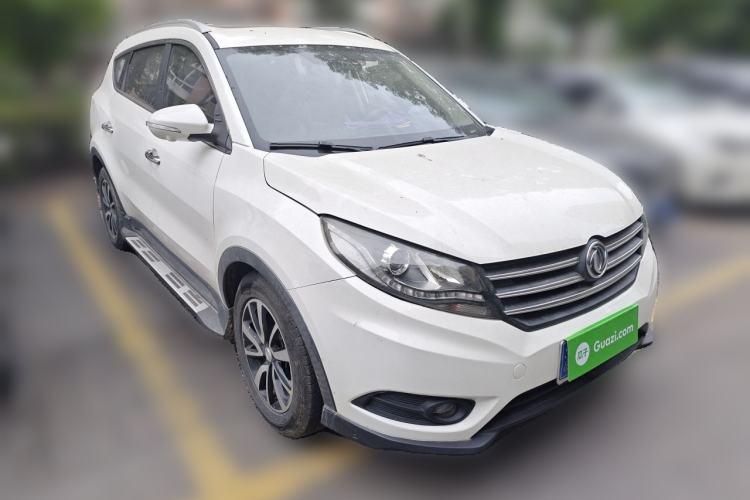 Used Dongfeng Fengon 580 2017 1.5T Manual Luxury Model Front Right 45 Deg