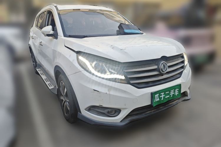 Used Dongfeng Fengon 580 2017 1.5T Manual Luxury Model Front Right 45 Deg