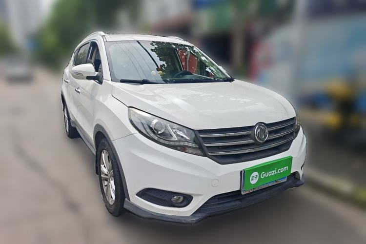 Used Dongfeng Fengon 580 2017 1.5T CVT Comfort Model Front Right 45 Deg