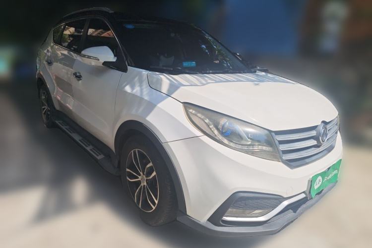 Used Dongfeng Fengon 580 2017 1.5T CVT Smart Style Model Front Right 45 Deg