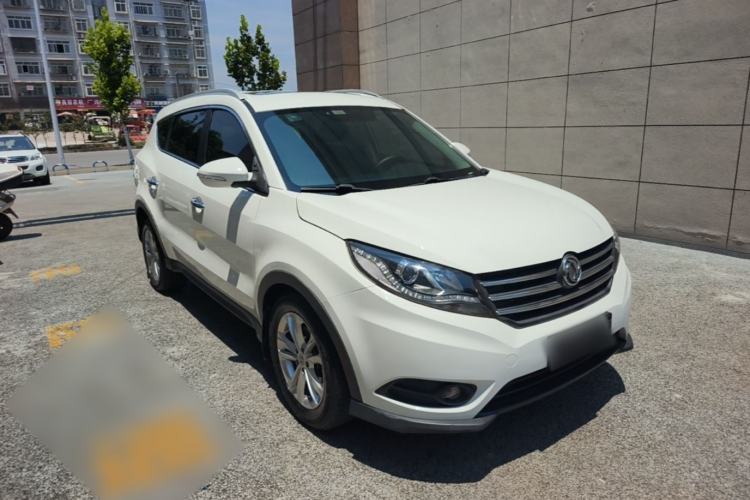 Used Dongfeng Fengon 580 2017 1.5T CVT Comfort Model Front Right 45 Deg