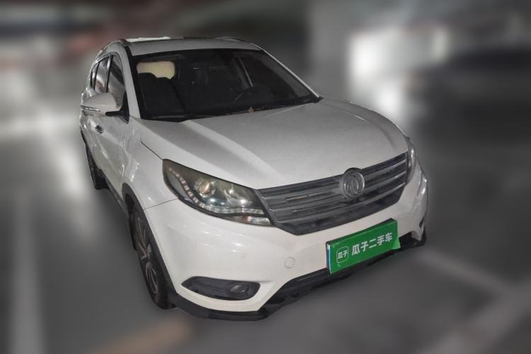 Used Dongfeng Fengon 580 2017 Revised Version 1.5T CVT Luxury Edition Front Right 45 Deg