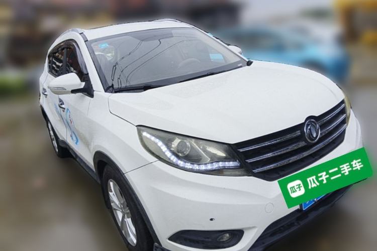 Used Dongfeng Fengon 580 2017 1.5T CVT Comfort Model Front Right 45 Deg