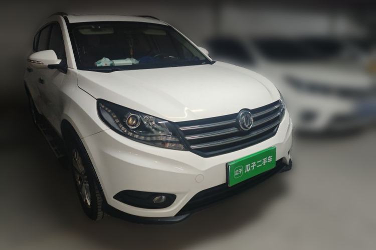 Used Dongfeng Fengon 580 2017 1.8L Manual Comfort Model Front Right 45 Deg