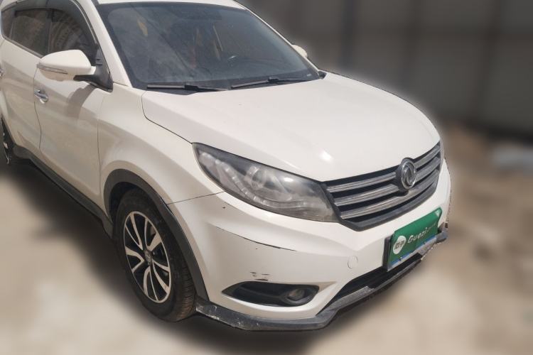 Used Dongfeng Fengon 580 2017 1.5T Manual Luxury Model Front Right 45 Deg