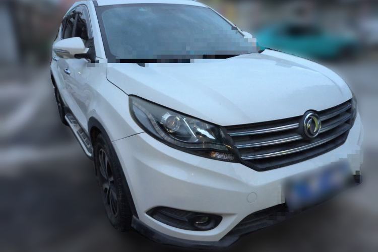 Used Dongfeng Fengon 580 2017 1.5T CVT Comfort Model Front Right 45 Deg