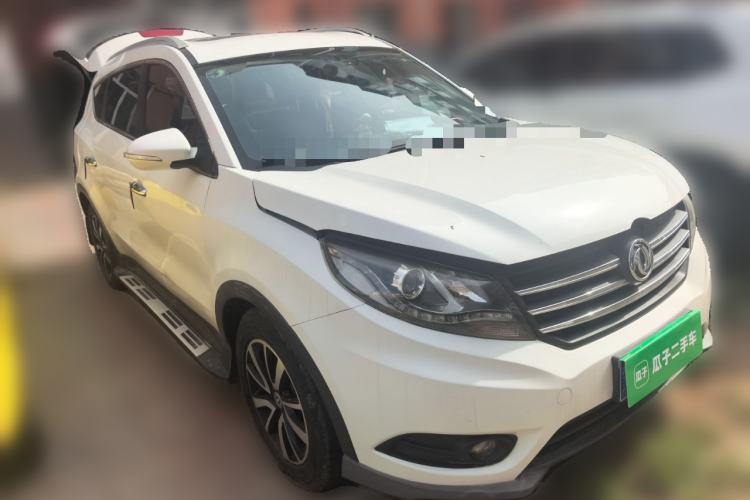 Used Dongfeng Fengon 580 2017 1.5T Manual Luxury Model Front Right 45 Deg