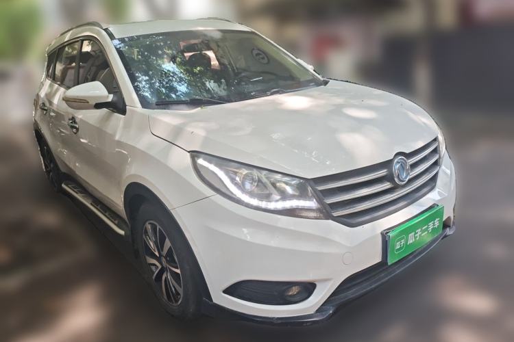 Used Dongfeng Fengon 580 2017 1.5T CVT Luxury Model Front Right 45 Deg