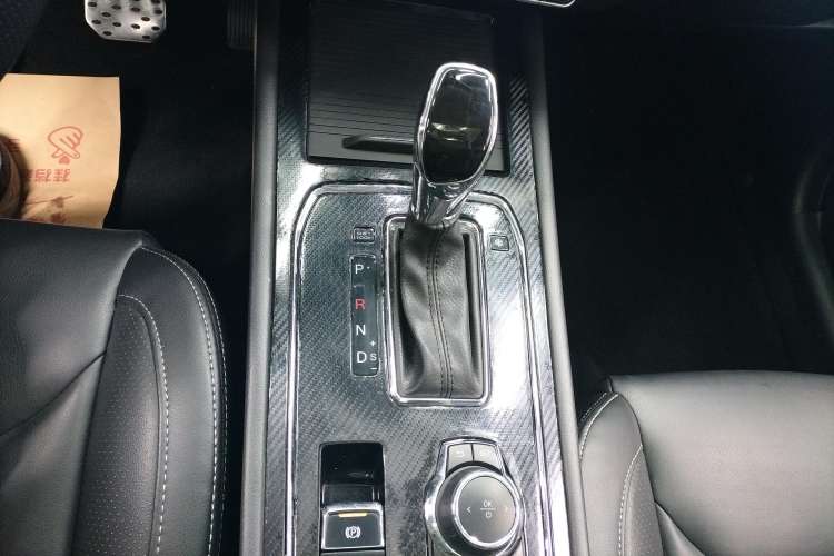 Used Dongfeng Fengon 580 2017 1.5T CVT Smart Style Model Gear Lever