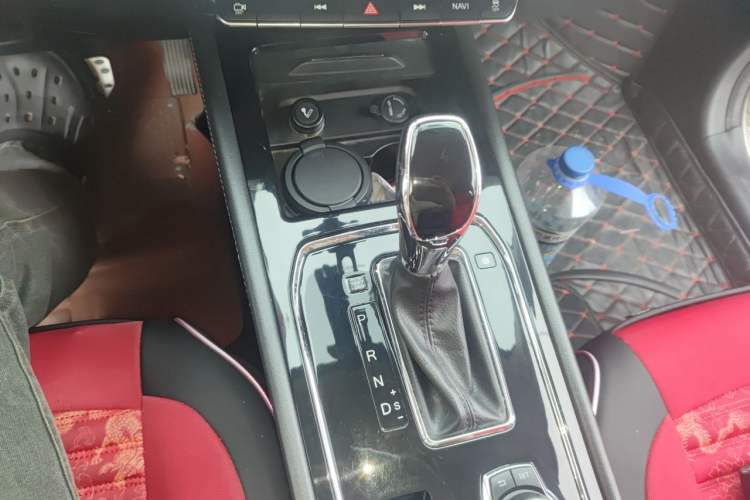 Used Dongfeng Fengon 580 2017 1.5T CVT Smart Style Model Gear Lever