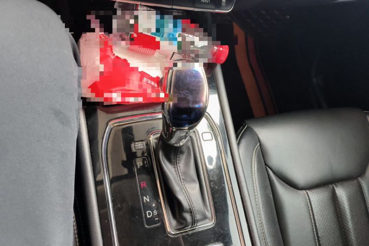 Used Dongfeng Fengon 580 2017 1.5T CVT Luxury Model Gear Lever