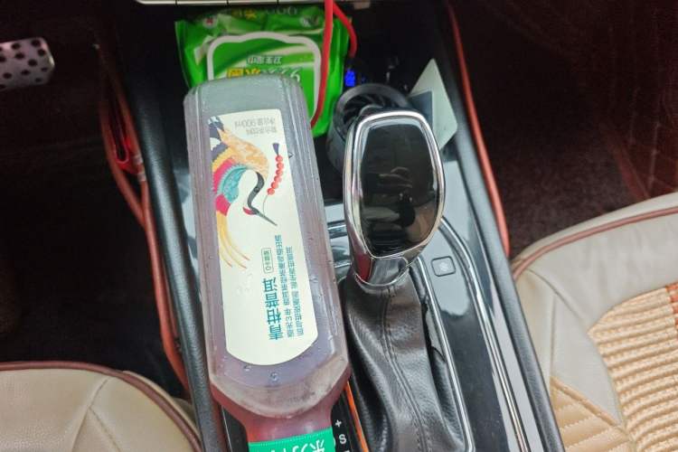 Used Dongfeng Fengon 580 2017 1.5T CVT Smart Style Model Gear Lever