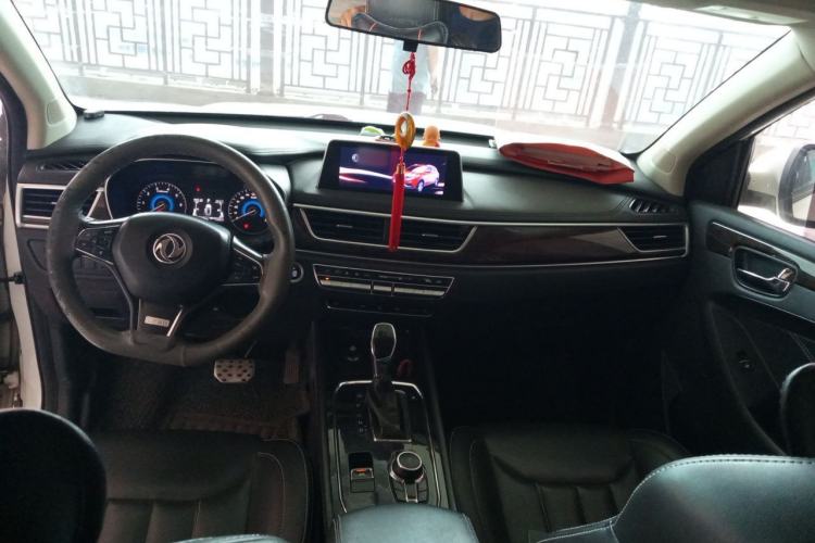 Used Dongfeng Fengon 580 2017 1.5T CVT Smart Style Model Headliner