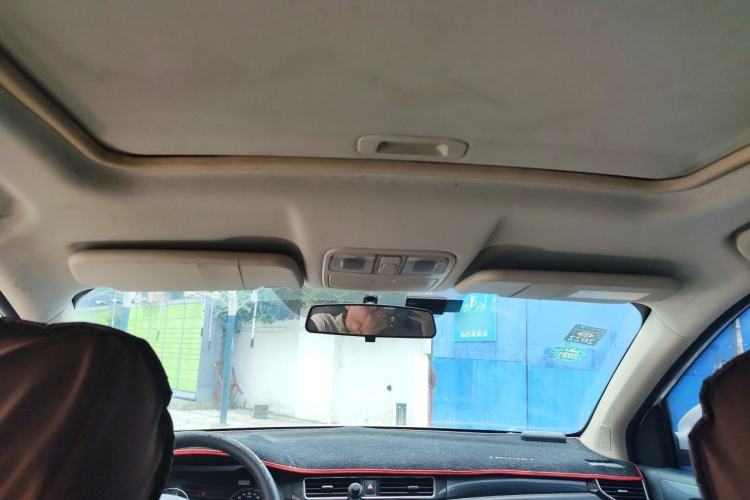 Used Dongfeng Fengon 580 2017 1.8L Manual Comfort Model Headliner