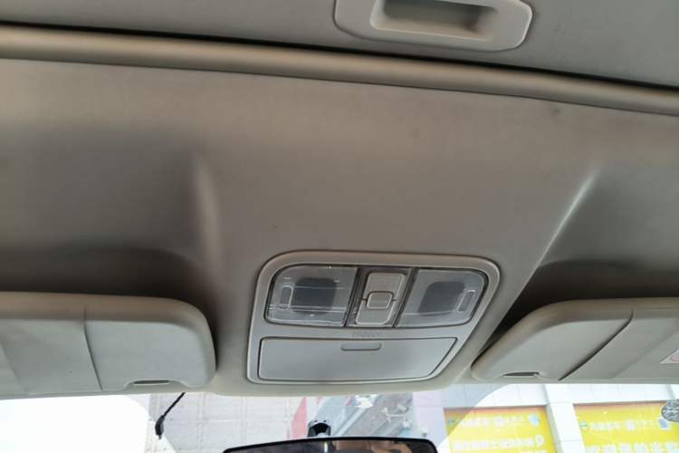 Used Dongfeng Fengon 580 2017 1.5T CVT Comfort Model Headliner
