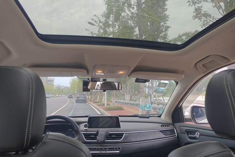 Used Dongfeng Fengon 580 2017 1.5T CVT Smart Connectivity Model Headliner