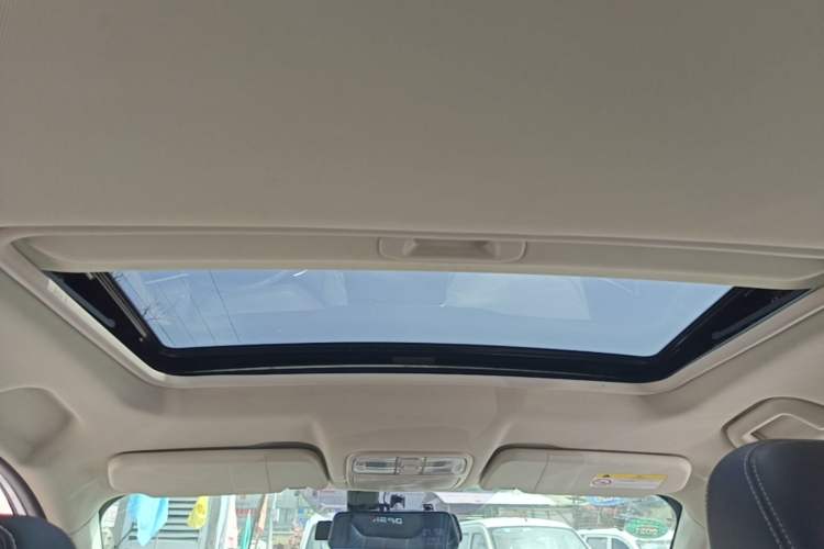 Used Dongfeng Fengon 580 2017 1.5T CVT Luxury Model Headliner