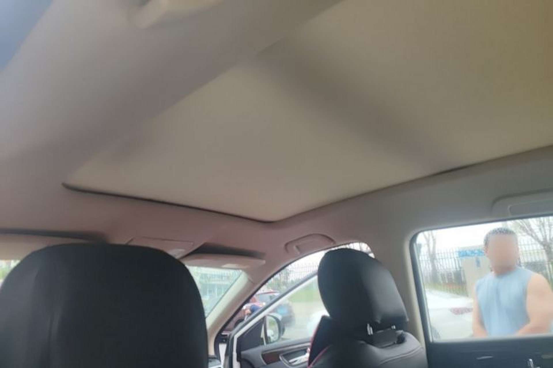 Used Dongfeng Fengon 580 2017 1.5T CVT Smart Style Model Headliner