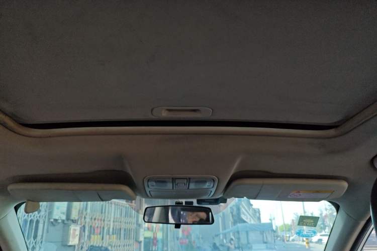 Used Dongfeng Fengon 580 2017 1.8L Manual Comfort Model Headliner