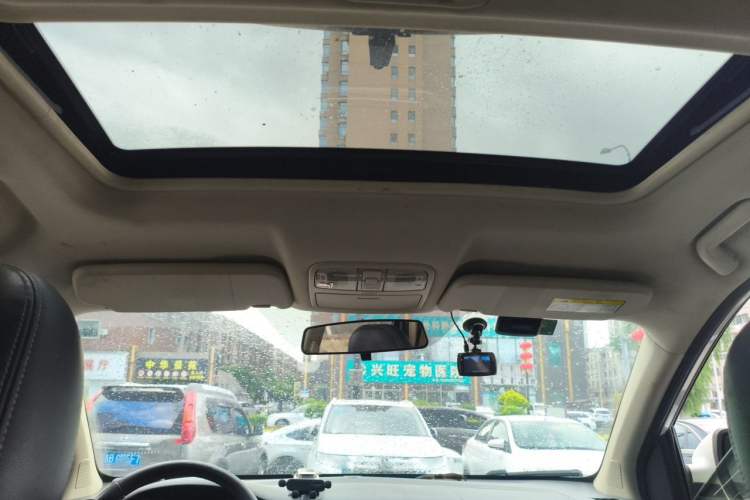 Used Dongfeng Fengon 580 2017 1.5T CVT Comfort Model Headliner