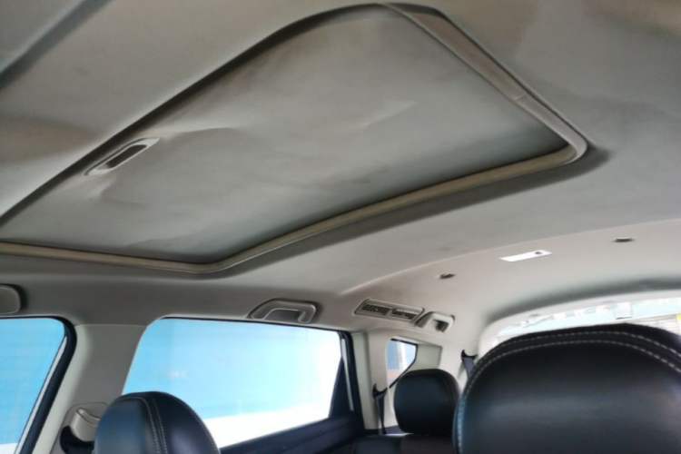 Used Dongfeng Fengon 580 2017 1.5T CVT Luxury Model Headliner