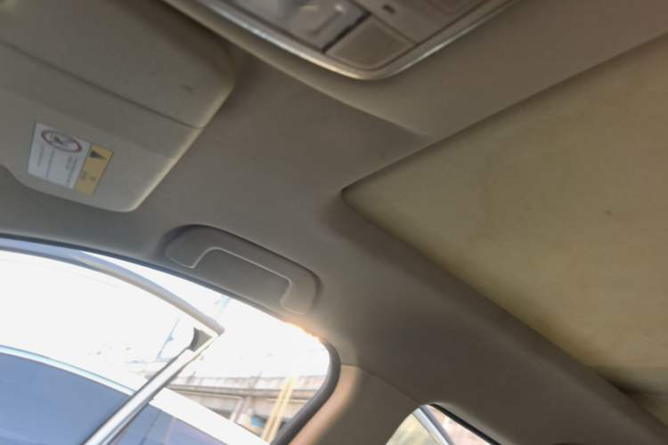 Used Dongfeng Fengon 580 2017 1.5T CVT Smart Style Model Headliner