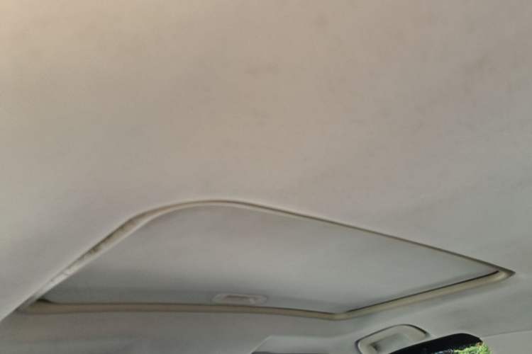 Used Dongfeng Fengon 580 2017 1.5T CVT Comfort Model Headliner