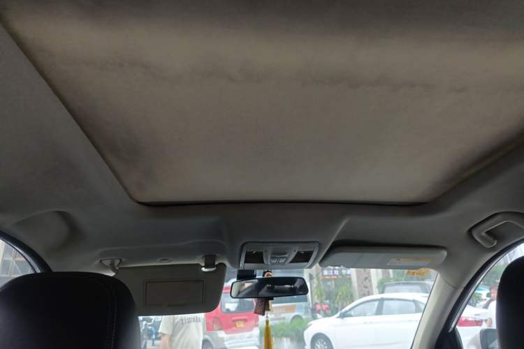 Used Dongfeng Fengon 580 2017 1.5T CVT Smart Style Model Headliner
