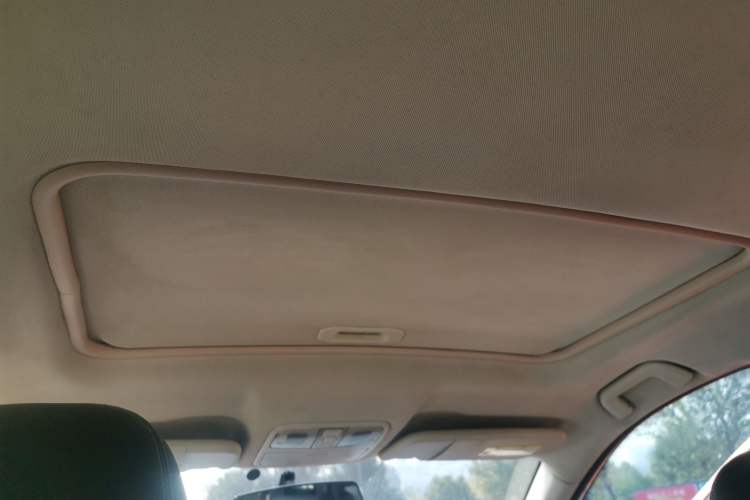 Used Dongfeng Fengon 580 2017 1.5T CVT Comfort Model Headliner