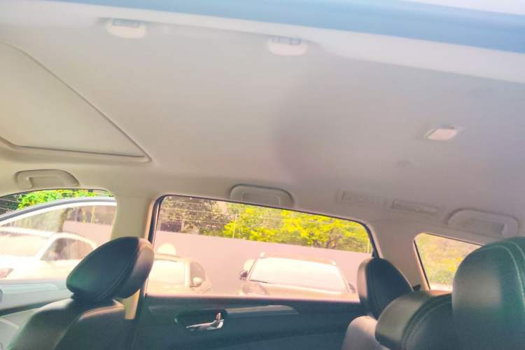 Used Dongfeng Fengon 580 2017 1.5T CVT Comfort Model Headliner
