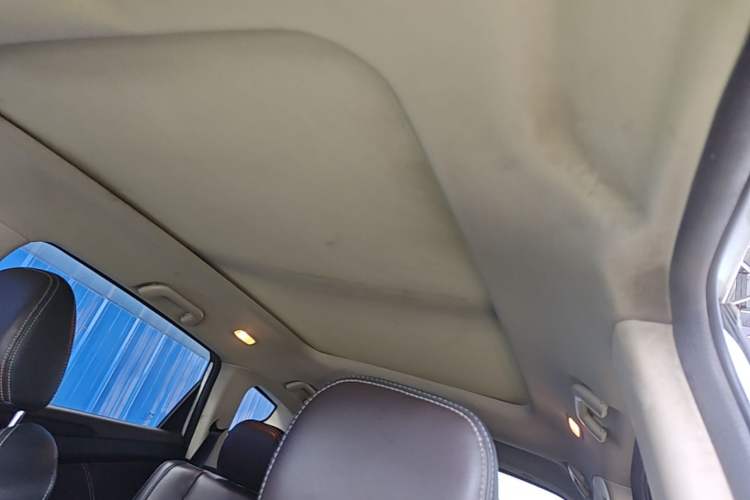 Used Dongfeng Fengon 580 2017 1.5T CVT Smart Connectivity Model Headliner