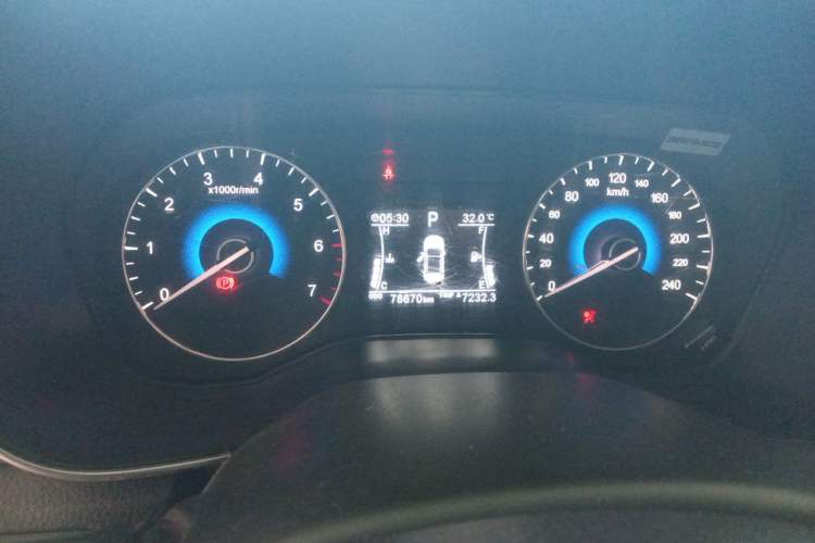 Used Dongfeng Fengon 580 2017 1.5T CVT Smart Style Model Instrument Cluster