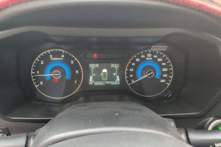 Used Dongfeng Fengon 580 2017 1.5T Manual Luxury Model Instrument Cluster