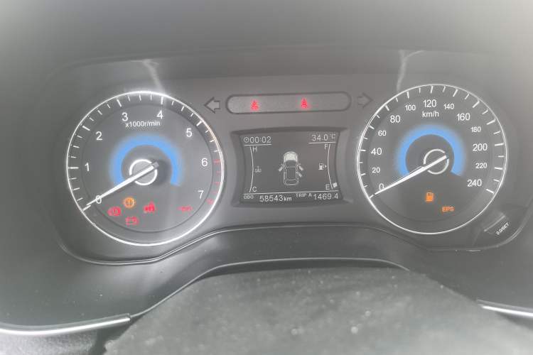 Used Dongfeng Fengon 580 2017 1.5T CVT Smart Style Model Instrument Cluster