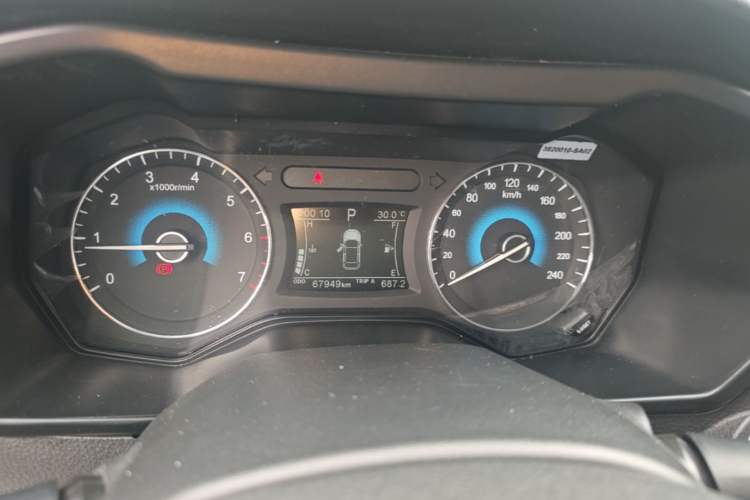 Used Dongfeng Fengon 580 2017 1.5T CVT Luxury Model Instrument Cluster