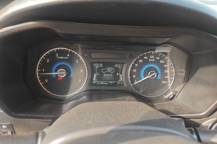 Used Dongfeng Fengon 580 2017 1.5T Manual Luxury Model Instrument Cluster