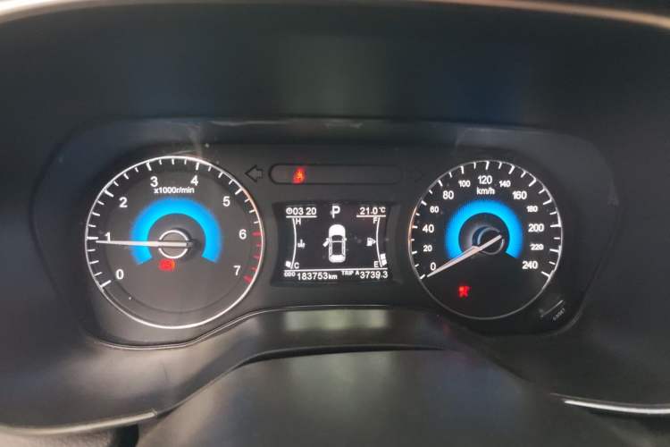 Used Dongfeng Fengon 580 2017 1.5T CVT Smart Style Model Instrument Cluster