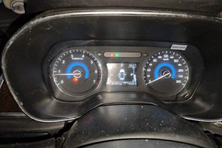 Used Dongfeng Fengon 580 2017 1.5T CVT Smart Style Model Instrument Cluster